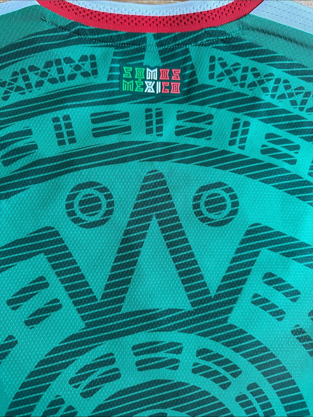 Authentic Adidas Green Mexico Aztec-Pattern Soccer Jersey with White Accents - Picture 5 of 8